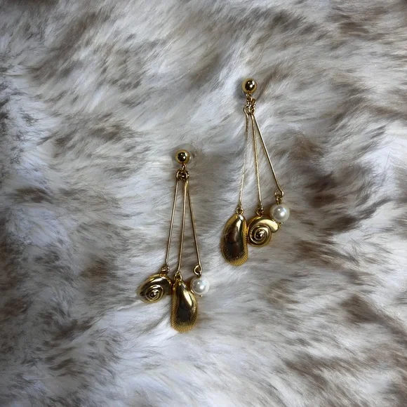 J. Crew Gold and Pearl Seashell Drop Earrings - Picture 2 of 4